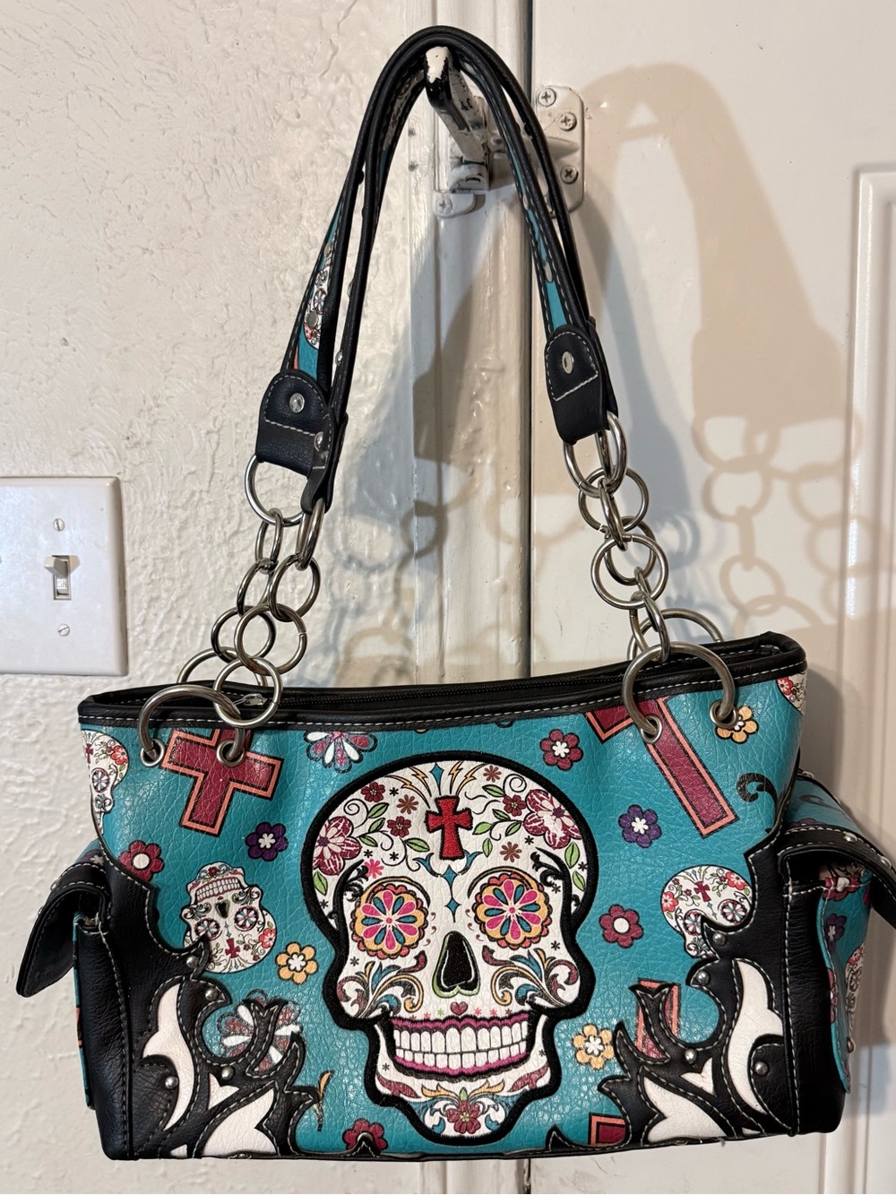 Turquoise Floral Sugar Skull Shoulder Bag with Chain-Link Accents